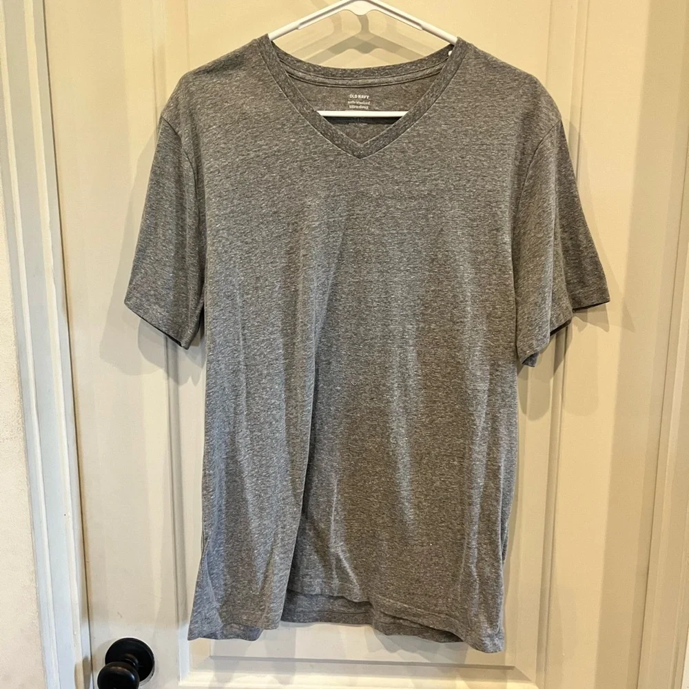 Old Navy T-shirt’s - Picture 1 of 2